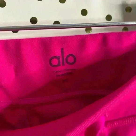 Alo Yoga 7/8 High Waisted Checkpoint Legging - Picture 4 of 9